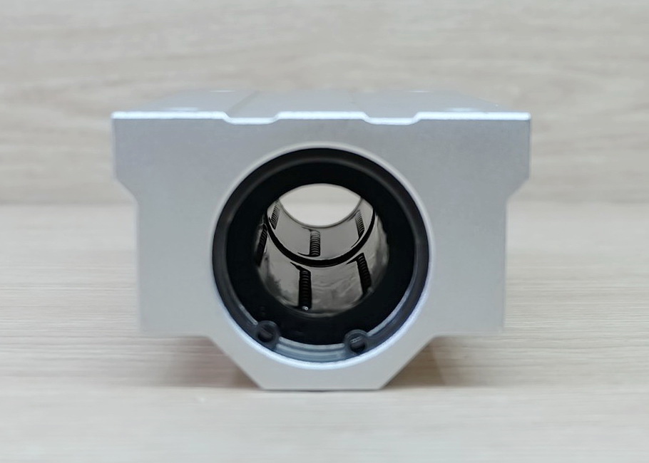 SCS25LUU Linear Ball Bearing Block 25mm