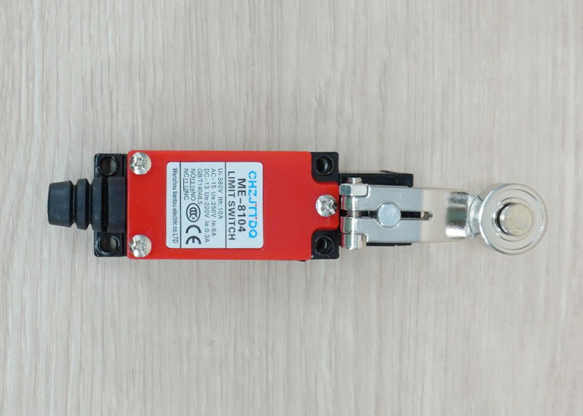 ME-8104 (Silver Dot) Limit Switch