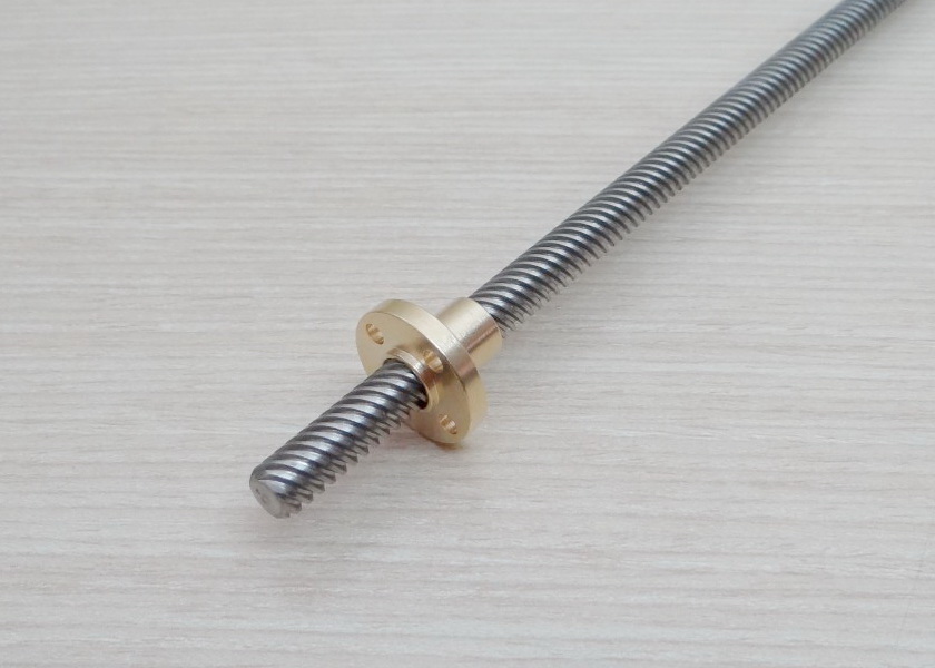 T8 Lead Screw Dia 8mm ยาว 300mm (Lead 14mm) + Copper Nut