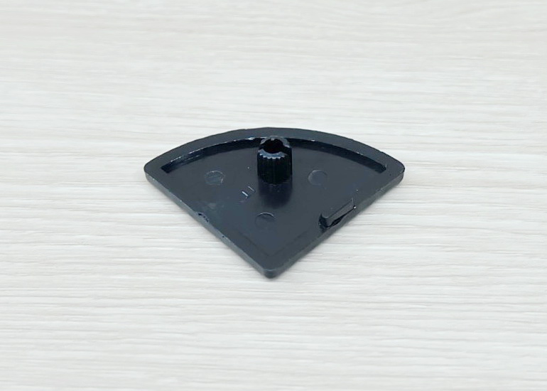 R4040 Black Plastic End Cap (แพ็ค20ชิ้น) สำหรับ Series 40 Alu Profile