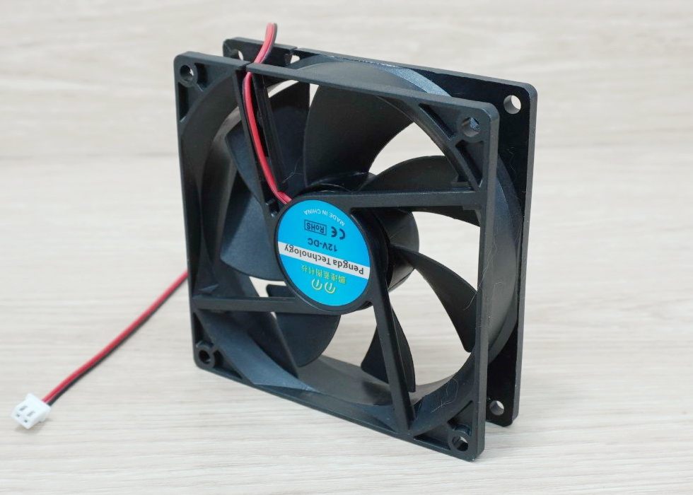 Fan 92 x 92 x 25mm DC 12V