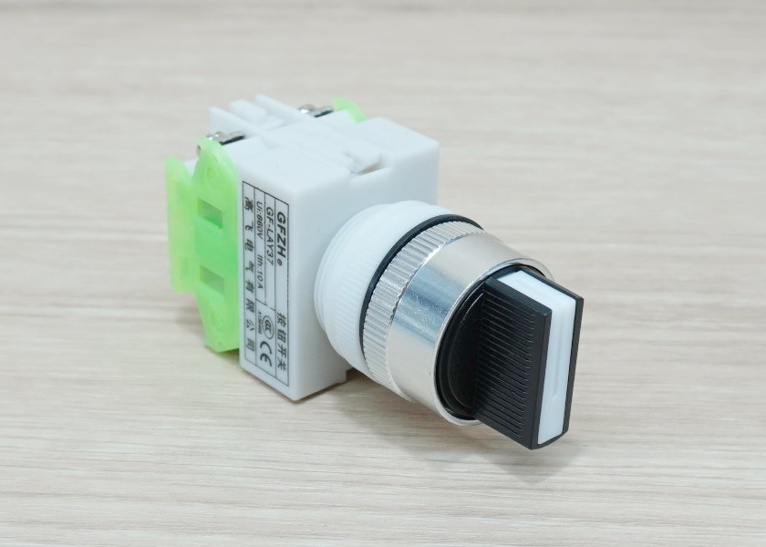 LAY37-20X3 AC660V 10A (3-Position) Industrial Selector Rotary Switch (ON-OFF-ON) self-locking