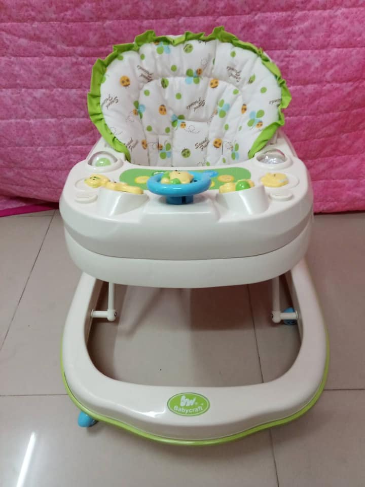 หัดเดินกลม Baby Ctaft สีเขียว