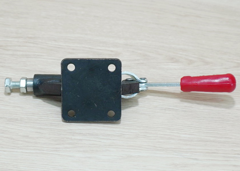 304C 32mm Plunger Stroke Push Pull Toggle Clamp 227kg Holding Capacity