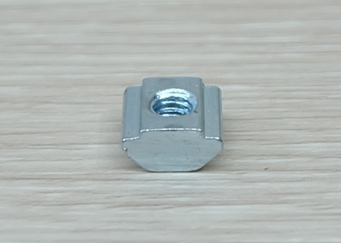 T-Nut M4 (20 ตัว/ชุด) สำหรับ Series 20 Alu Profile
