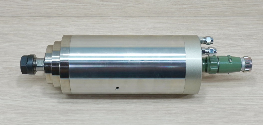 3.2 kw 220V ER20 Water Cooled Spindle Motor (4 Bearing) GDZ-100-3.2 Ø100x220 mm