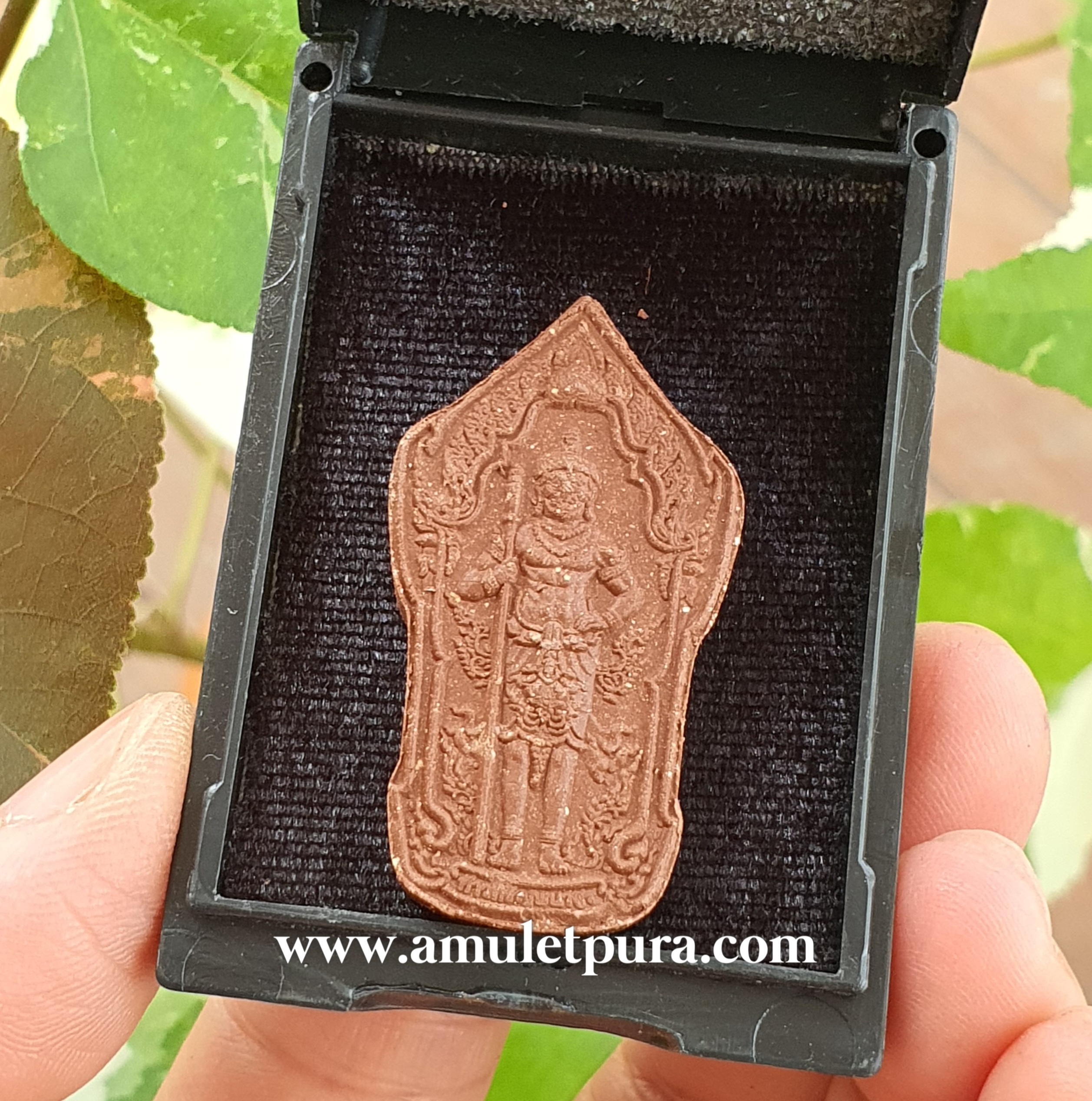 เหรียญท้าวหิรัญพนาสูร รุ่นแรก รุ่นปลดหนี้ ปลอดโรค ปลอดภัย (เนื้อว่าน108) ปี64 หลวงพ่อพัฒน์ วัดห้วยด้วน จ.นครสวรรค์ (มีโค้ด)