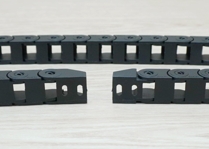 10 X 10 mm Cable Drag Chain R18mm ยาว 1M และ End Connectors