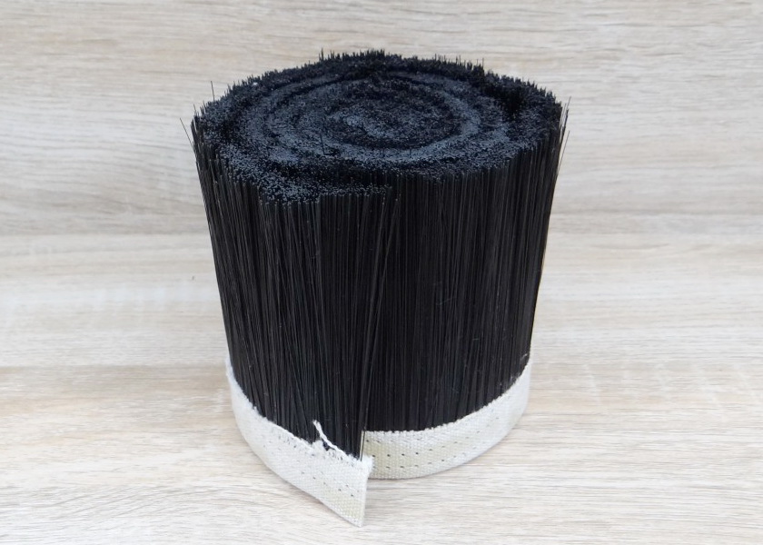 แปรงดักฝุ่น 100mm x 1M Nelon Brush Vacuum Cleaner (Black)