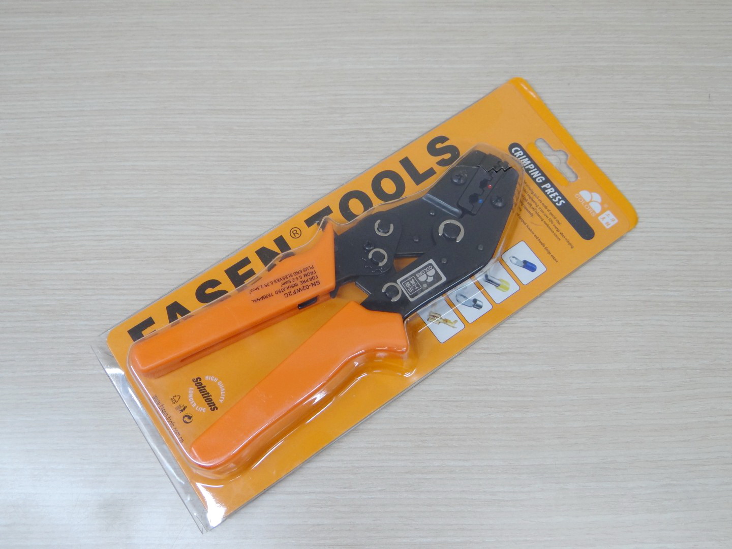 SN-02WF2C คีมเข้าหัวสายไฟ Crimping plier hand tool wire 0.14 - 2.5mm AWG 20-13