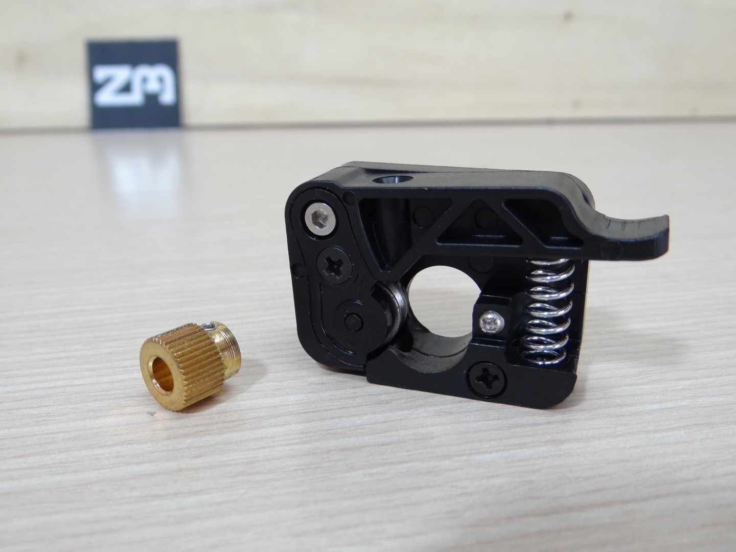 Extruder 1.75mm wire feed (Right side) for Makerbot พร้อมเฟือง 36 tooth