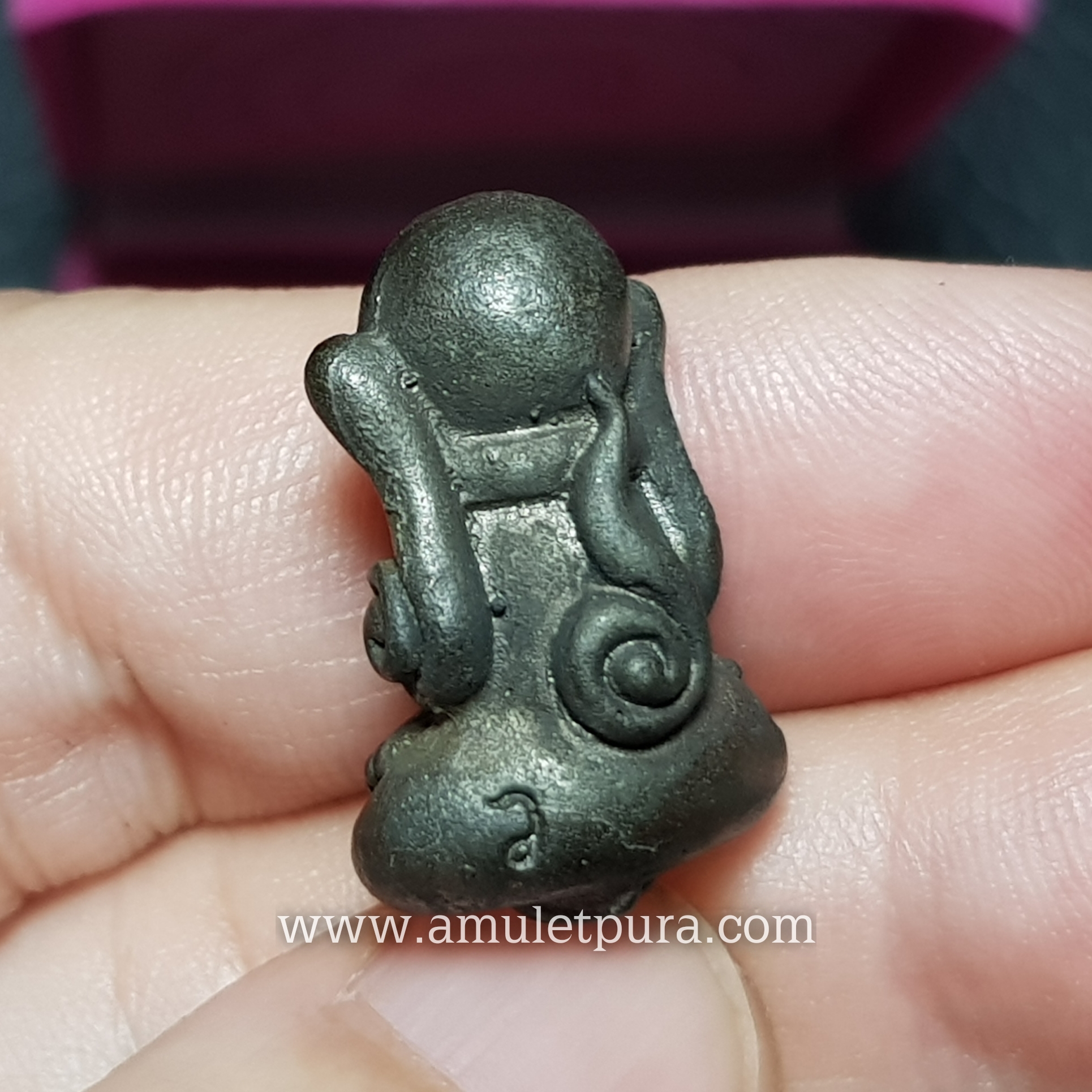 พระปิดตาแร่บางม่วง (เนื้อเมฆสิทธิ์) รุ่นแรก งานปิดทองฝังลูกนิมิต ปี53 หลวงปู่ทองย้อย วัดอัมพวัน จ.นนทบุรี (มีโค้ด)