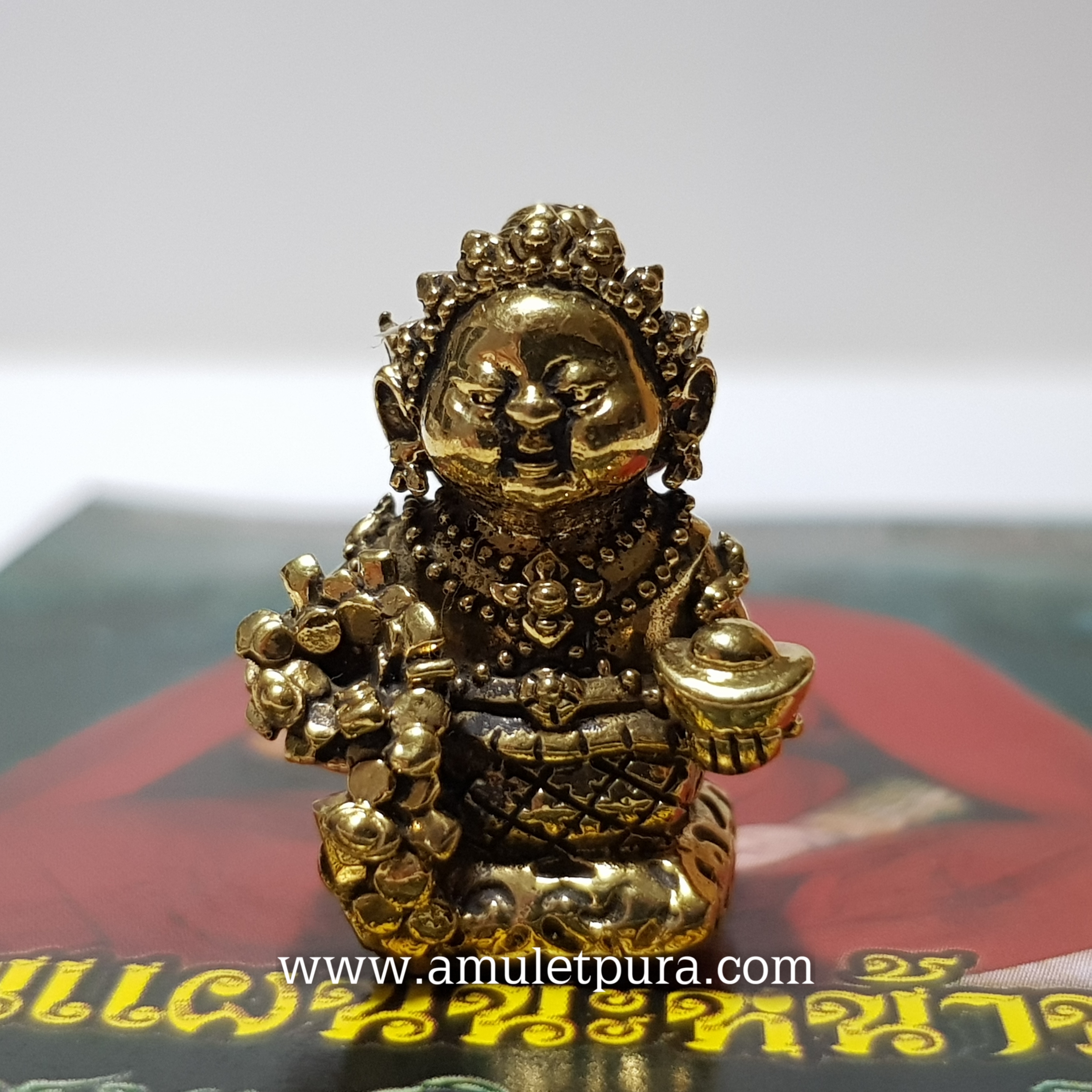 กุมารีดูดทรัพย์รับเงิน ชุดเหรียญเงิน (ทองเหลืองอุดมวลสารฝังตะกรุด) ปี54 ครูบาสุบิน สำนักสงฆ์บ้านร้านตัดผม จ.ชุมพร (มีโค้ด)