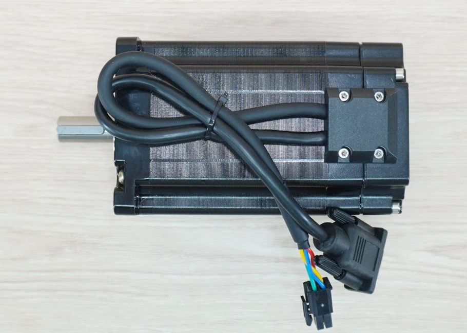 Hybrid Closed-Loop Stepper Motor (Nema34) 86HBS85 แรงบิด 8.5N.m 5.6A Shaft 14mm + HBS860H Driver