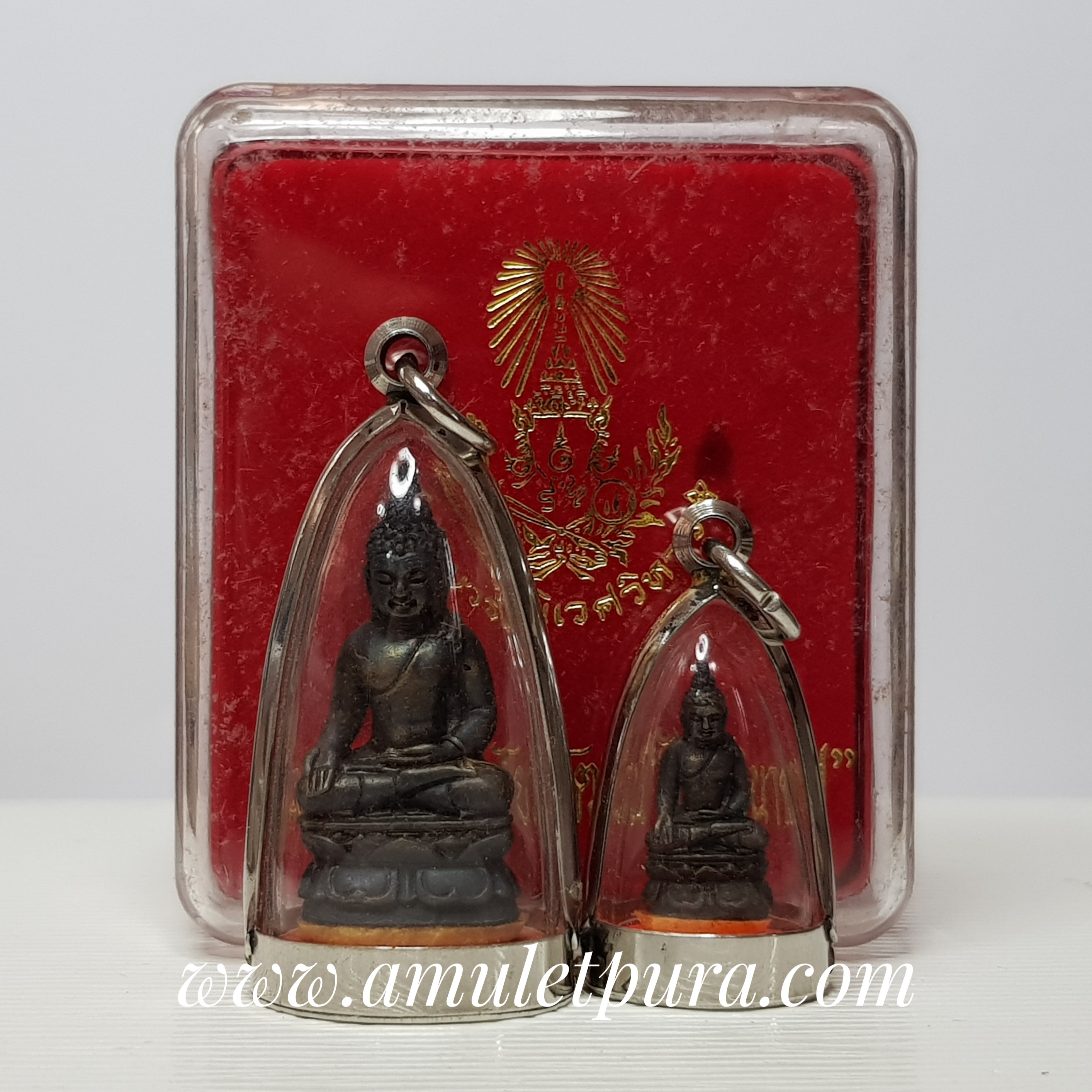 พระกริ่ง-พระชัยวัฒน์ ไพรีพินาศ(สัมฤทธิ์รมดำ)ปี50 วัดบวรนิเวศวิหาร กรุงเทพมหานคร(กรอบสแตนเลสยกซุ้ม)