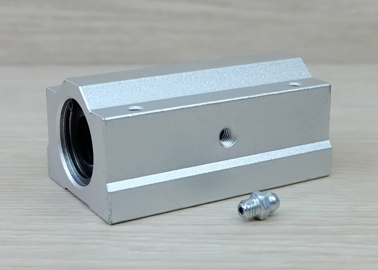 SCS16LUU Linear Ball Bearing Block 16mm