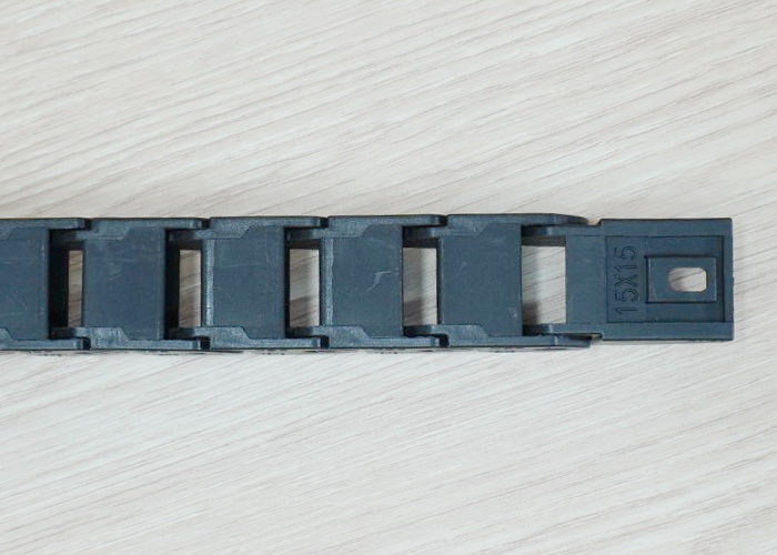 15 X 15 mm Cable Drag Chain R28mm ยาว 1M และ End Connectors