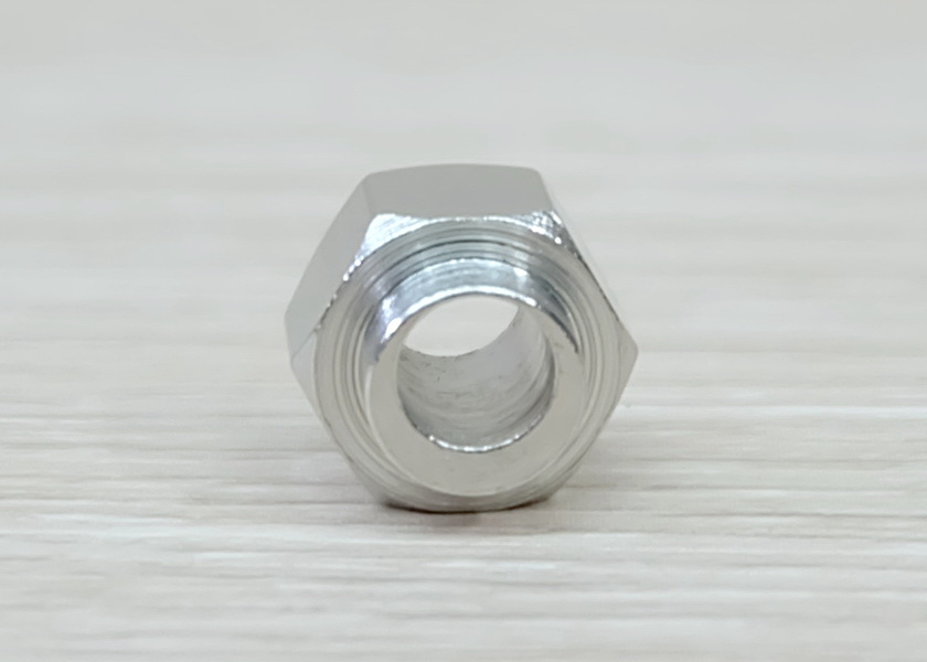 Eccentric column 6.35 mm - bore 5mm <OD 10mm> (Nickel-plated)