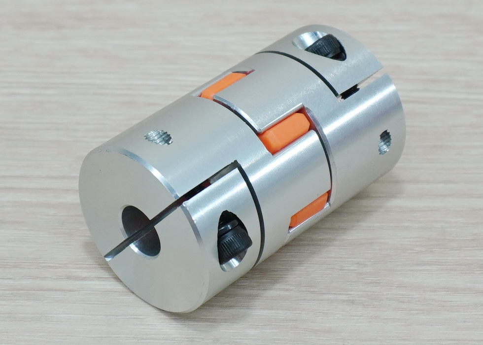 12 x 12 mm XB-Plum Flexible Shaft Coupling D40 L66