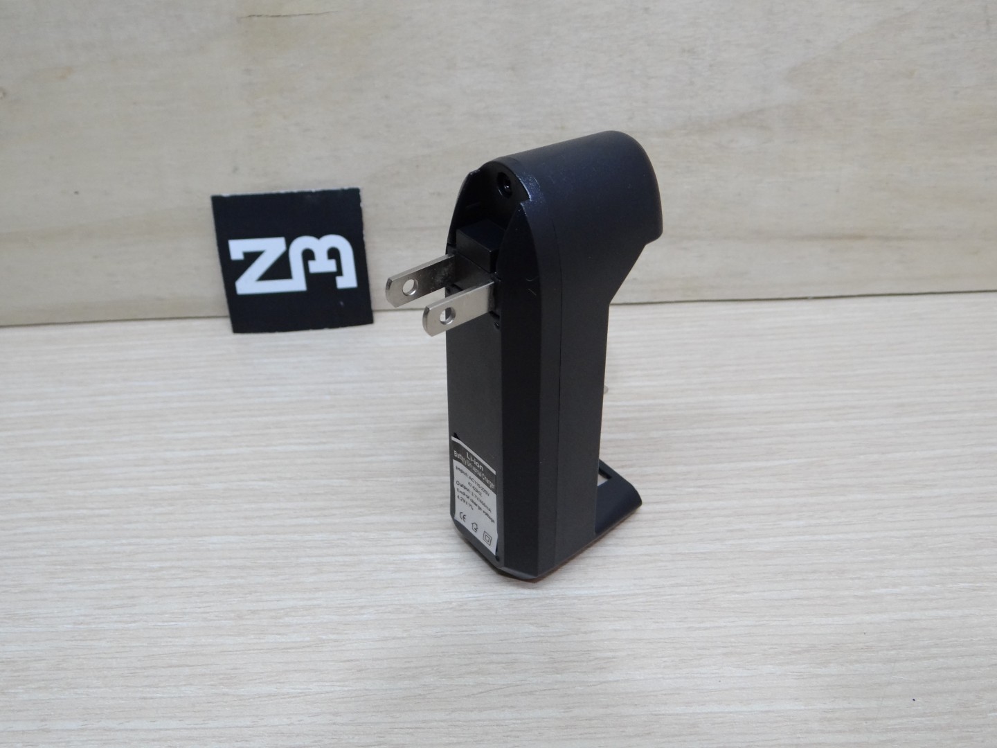 Li-ion Battery Charger 3.7V 450mA แบบ 1 ก้อน