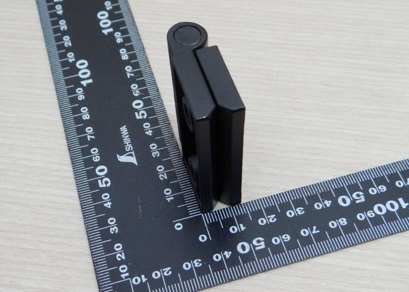 บานพับ Zinc Alloy Hinge for Alu-Profile 4040 ระยะรู 41x30 mm (สีดำ)