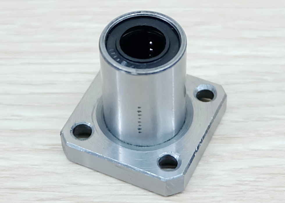 LMK8UU 8x15x24mm Square Flange Linear Ball Bearing 8mm