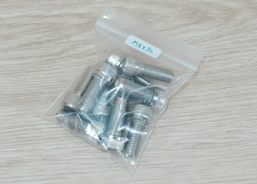 Hex Socket Cap Screw M8x20mm Nickel-plated (10ตัว/ถุง)
