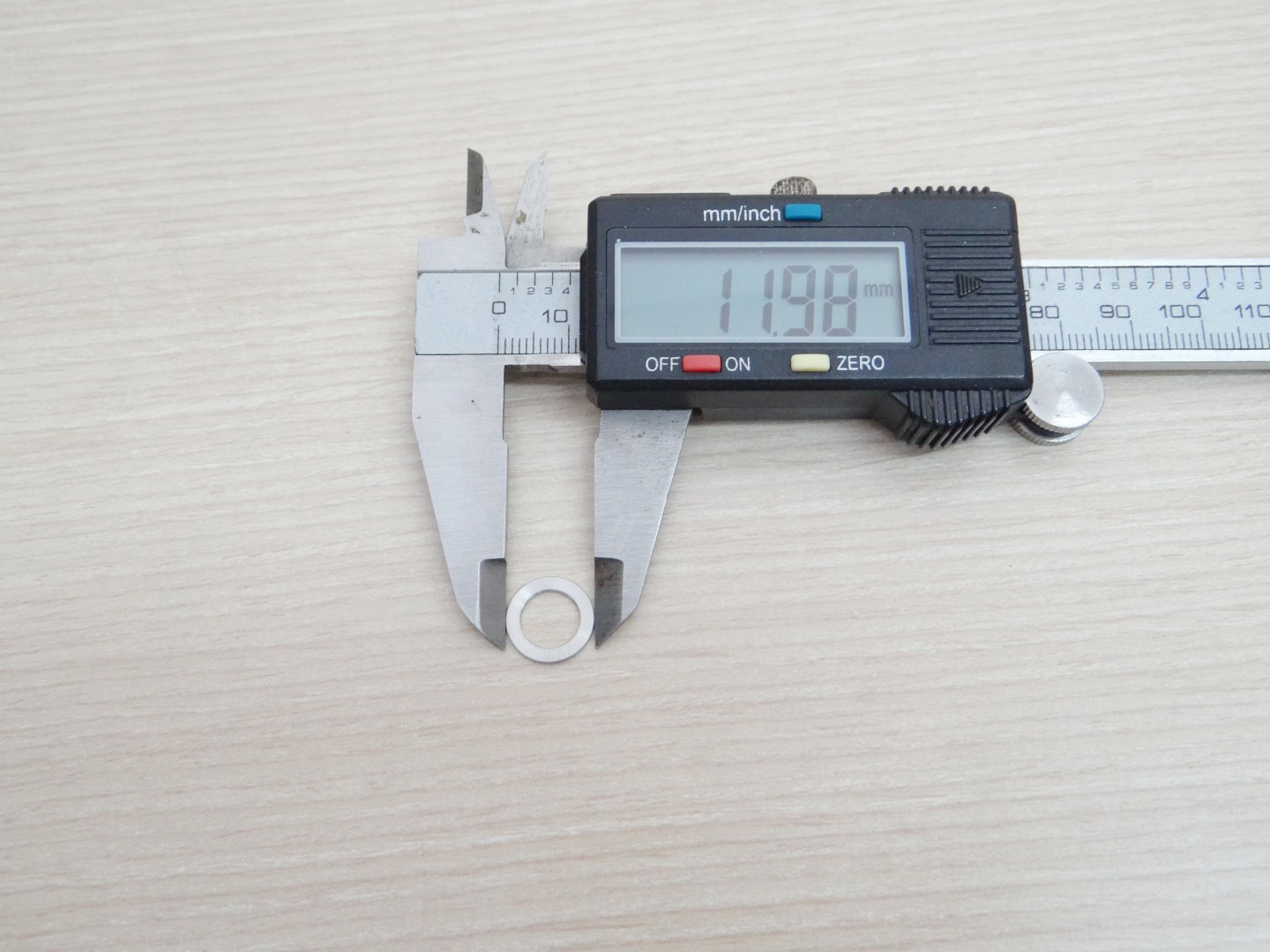 8mmx12mmx1mm (แพ็ค 10 ชิ้น) Precision Shim for Lead screw T8