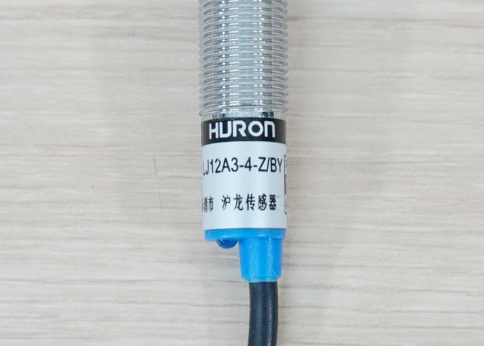 LJ12A3-4-Z/BY (PNP, NO ระยะ 4mm) 6-36V DC Inductive Proximity Sensor