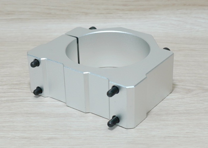 80mm Spindle Motor Clamp Mount Bracket 42x122x102mm - Screw M6