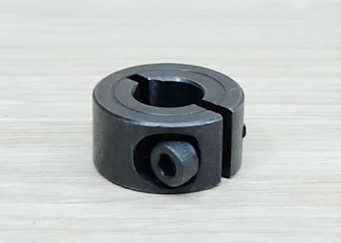 SCS 8x18x9 mm (IDxODxThickness) 45 Steel - Open type optical axis fixing ring