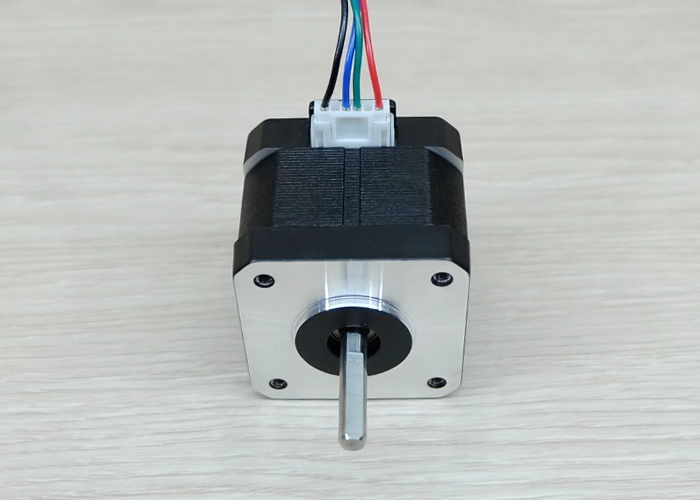 Usongshine - Stepper Motor 0.9° (Nema17) แรงบิด 42 N.cm 1.3A (17HS4401S-0.9) Black End