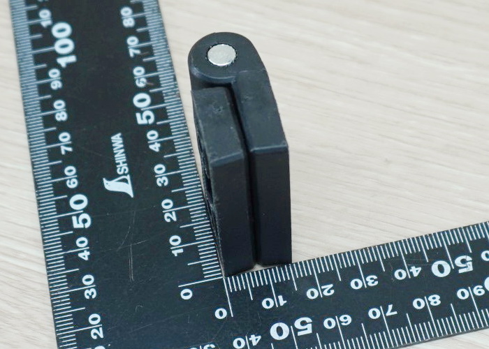 บานพับพลาสติกไนลอน Hinge for Alu-Profile 3030 ระยะรู 30x23 mm