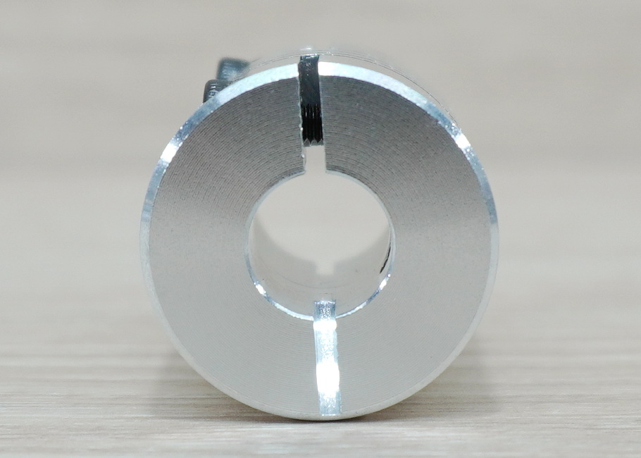 10 x 12 mm RB-Flexible Shaft Coupling D25 L30 mm (Hex Screw)