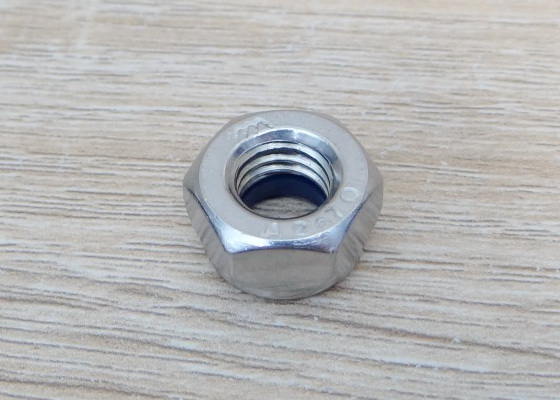 หัวน็อตล็อค Hex Lock Nut M10x1.5