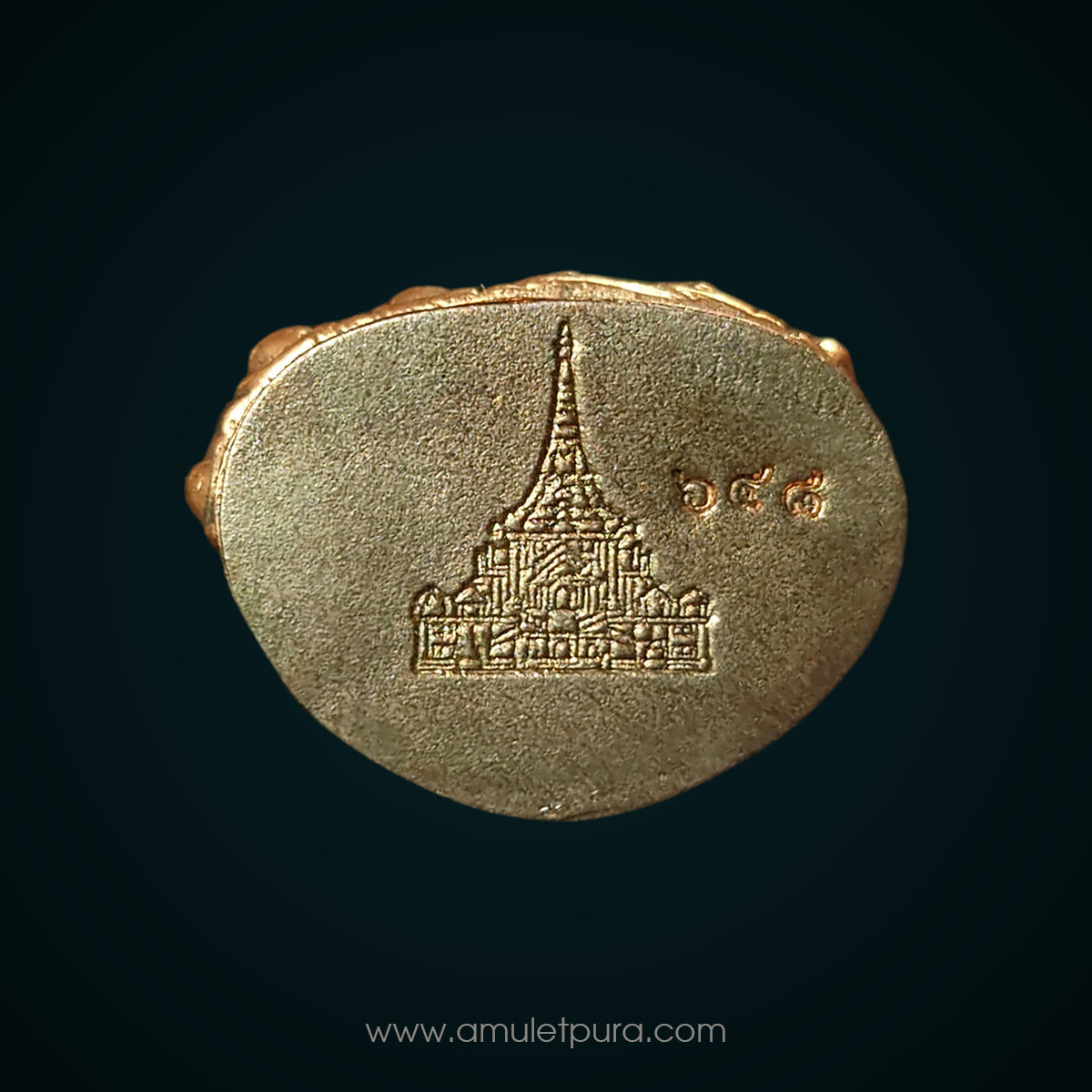 พระกริ่งใหญ่พรหมเวที เนื้อบรอนซ์ทองซาติน ปี57 พระพรหมเวที (สมเด็จพระพุฒาจารย์ สนิท ชวนปญฺโญ) วัดไตรมิตรฯ กรุงเทพฯ (มีโค้ด หมายเลข 648)