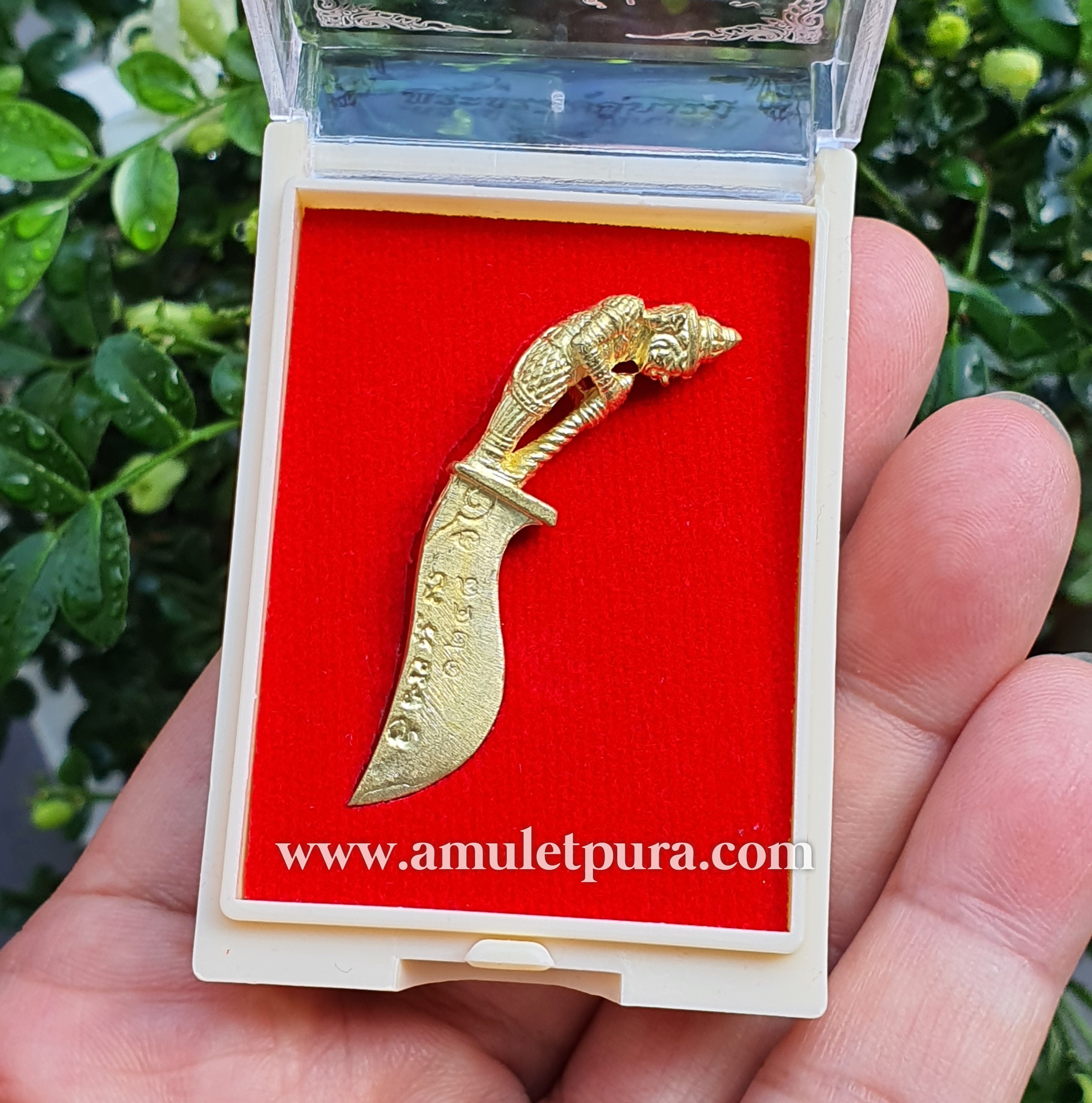 พระขรรค์หล่อ ด้ามท้าวเวสสุวรรณ(เนื้อทองทิพย์)รุ่นพระขรรค์คู่บารมี ปี64 หลวงพ่อพัฒน์ วัดห้วยด้วน จ.นครสวรรค์(มีโค้ด หมายเลข๑๒๔๘)