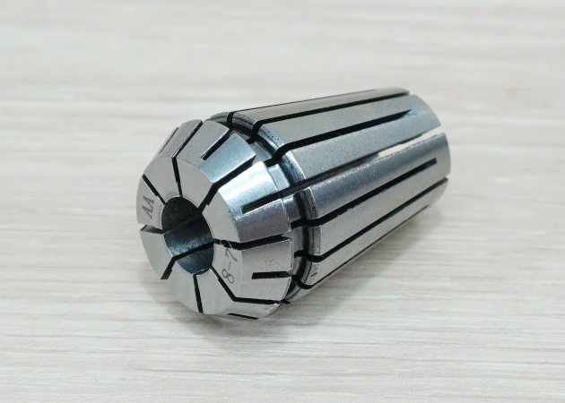 ER20 Chuck - Hole 8mm High Precision 0.008 mm Spring Collet