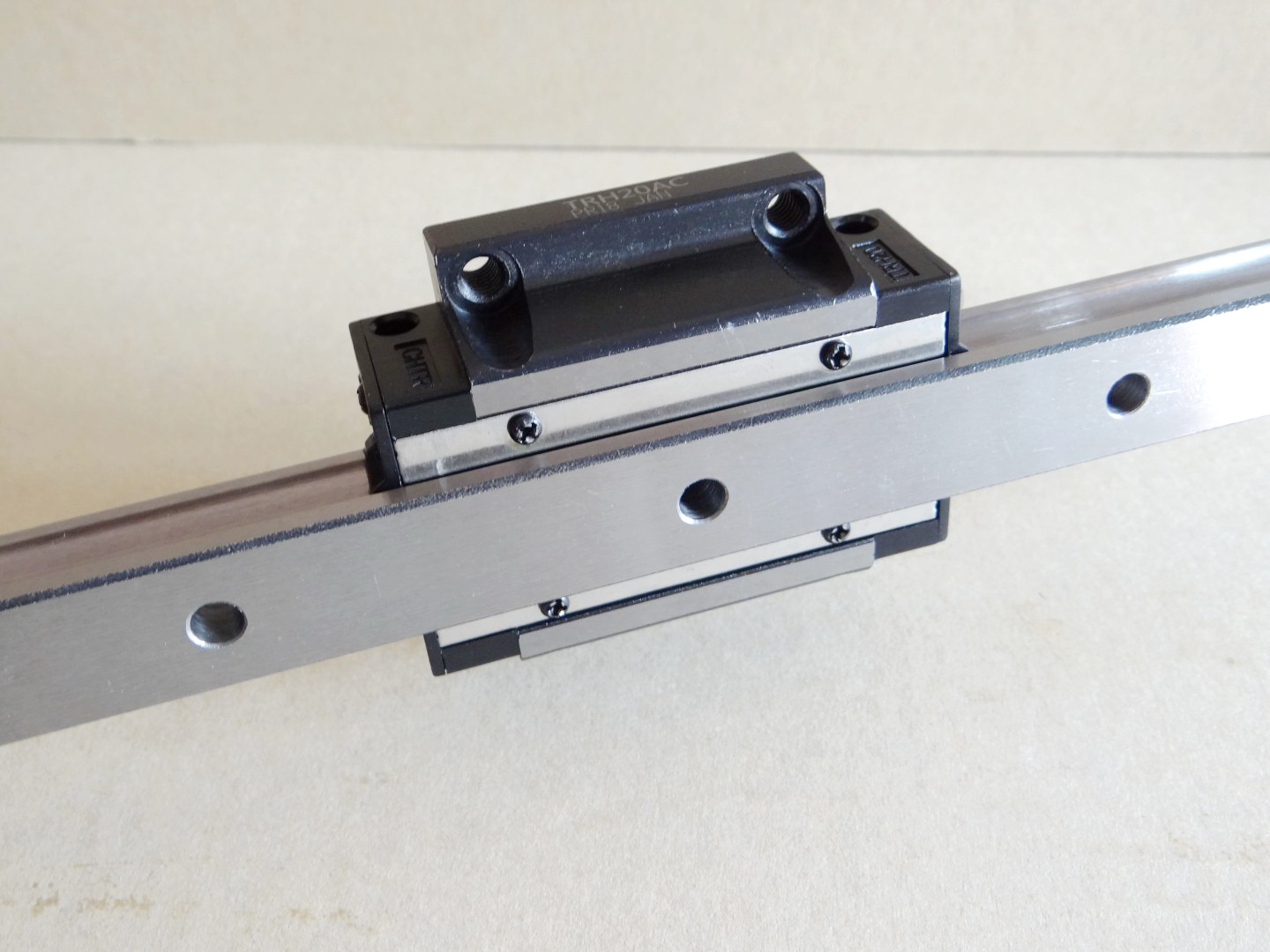TRH15 15mm Precision Linear Guide Rail 1000mm (TRHG15)