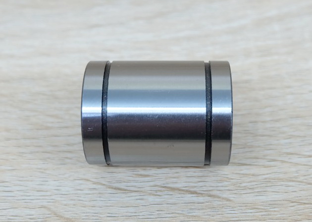 LM16GA Steel Retainer Linear Ball Bearing (Long-Life)