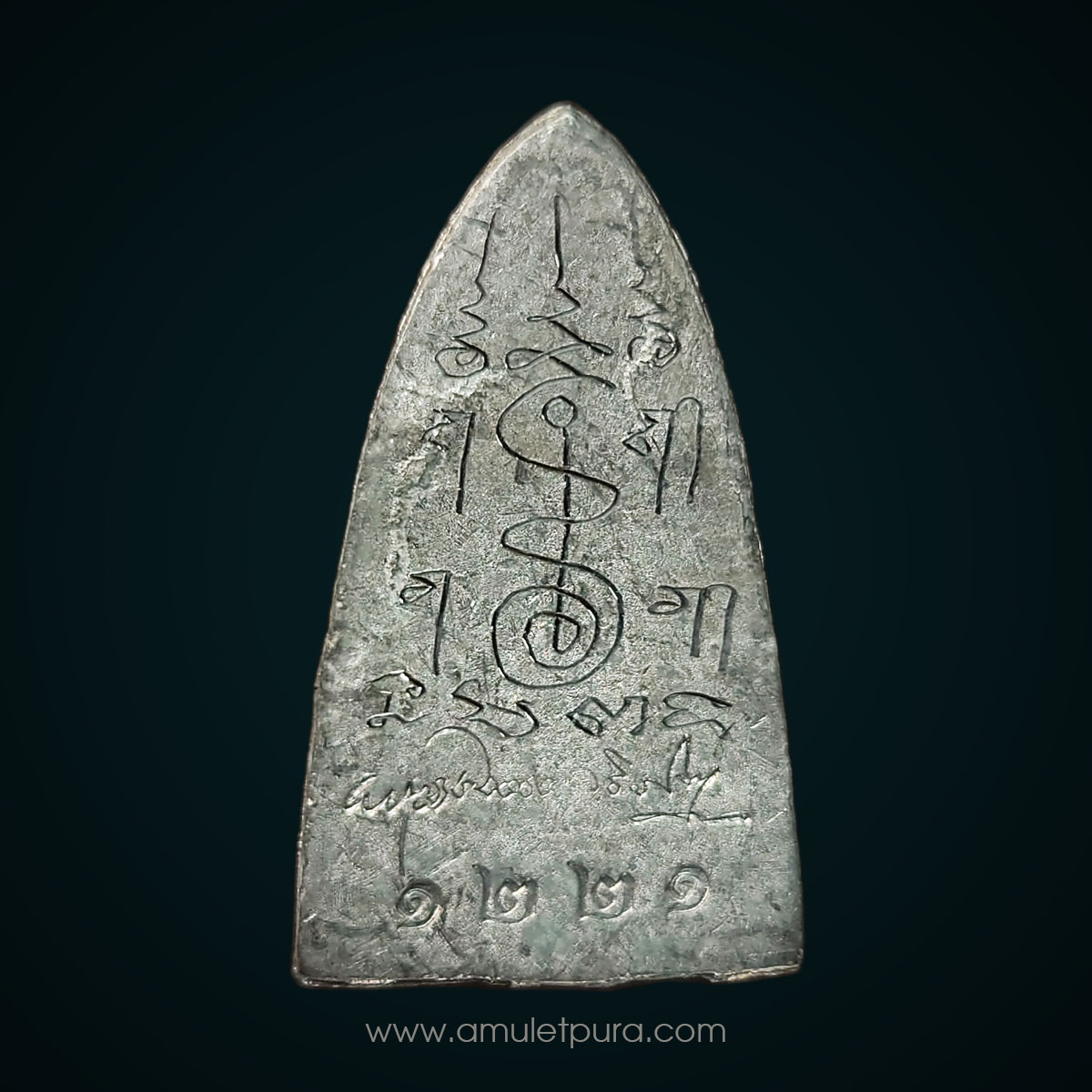 หลวงพ่อทวด (พิมพ์เตารีดหล่อโบราณ เนื้อตะกั่ว หลังจาร รุ่นแรก ปี66 หลวงปู่อิ่ม วัดทุ่งนาใหม่ จ.นครศรีธรรมราช (มีโค้ดและหมายเลขกำกับ)