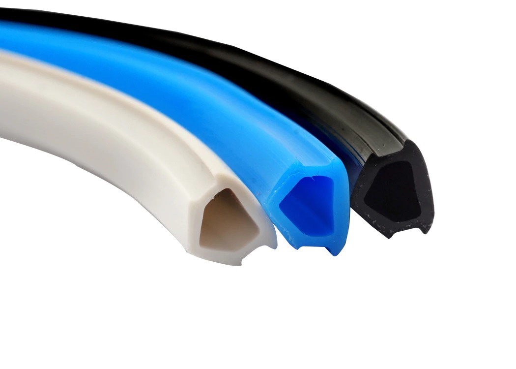 [Black] DCR-8mm Flat Seal Aluminum Profile 30&40 Series Slot Cover (ราคา/1เมตร)