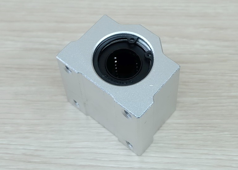 SCS16UU Linear Ball Bearing Block 16mm