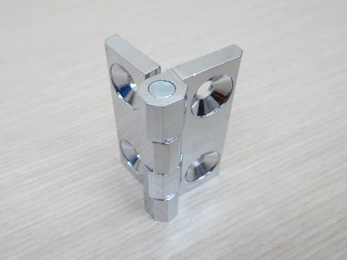 บานพับ Hinge 60x60 mm Zinc alloy หนา 6 mm ระยะรู 35x35 mm, รูยึด 6.5 mm (สีเงิน)