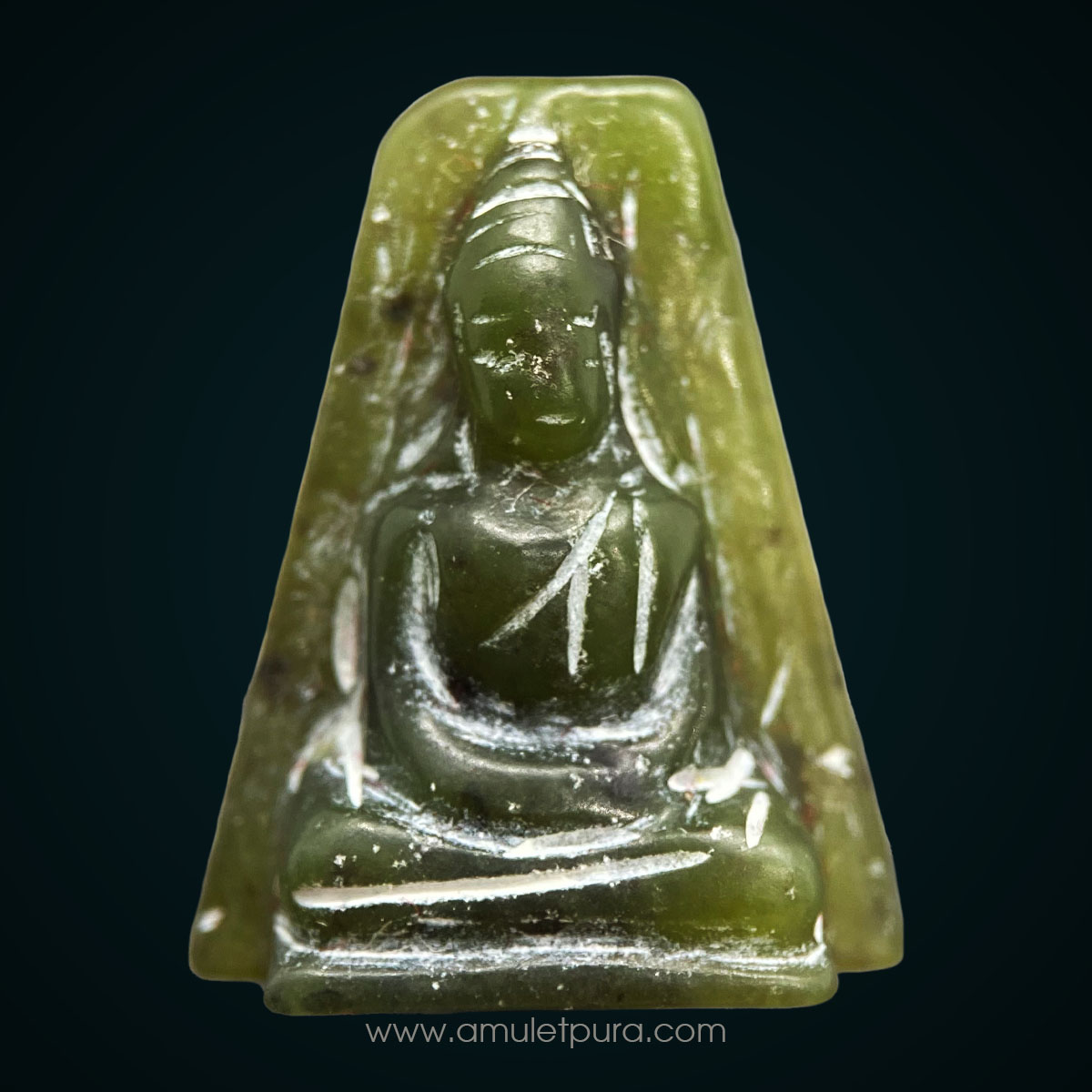 พระหยกแกะหลังพิงกระดาน ปี36 หลวงพ่อวิริยังค์ วัดธรรมมงคล กรุงเทพฯ