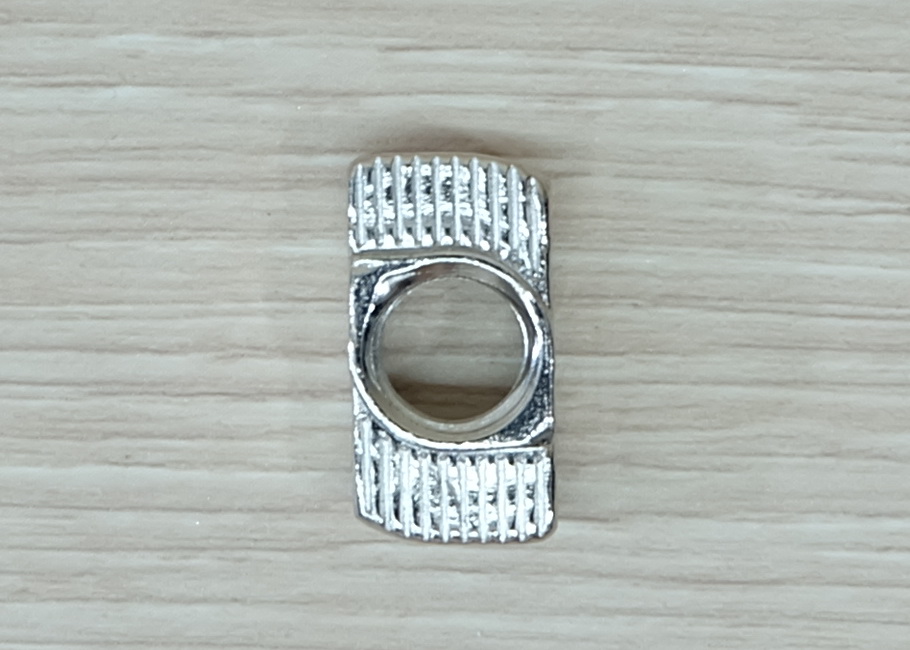 Free Nut M8 (20 ตัว/ชุด) สำหรับ Series 40 Alu Profile