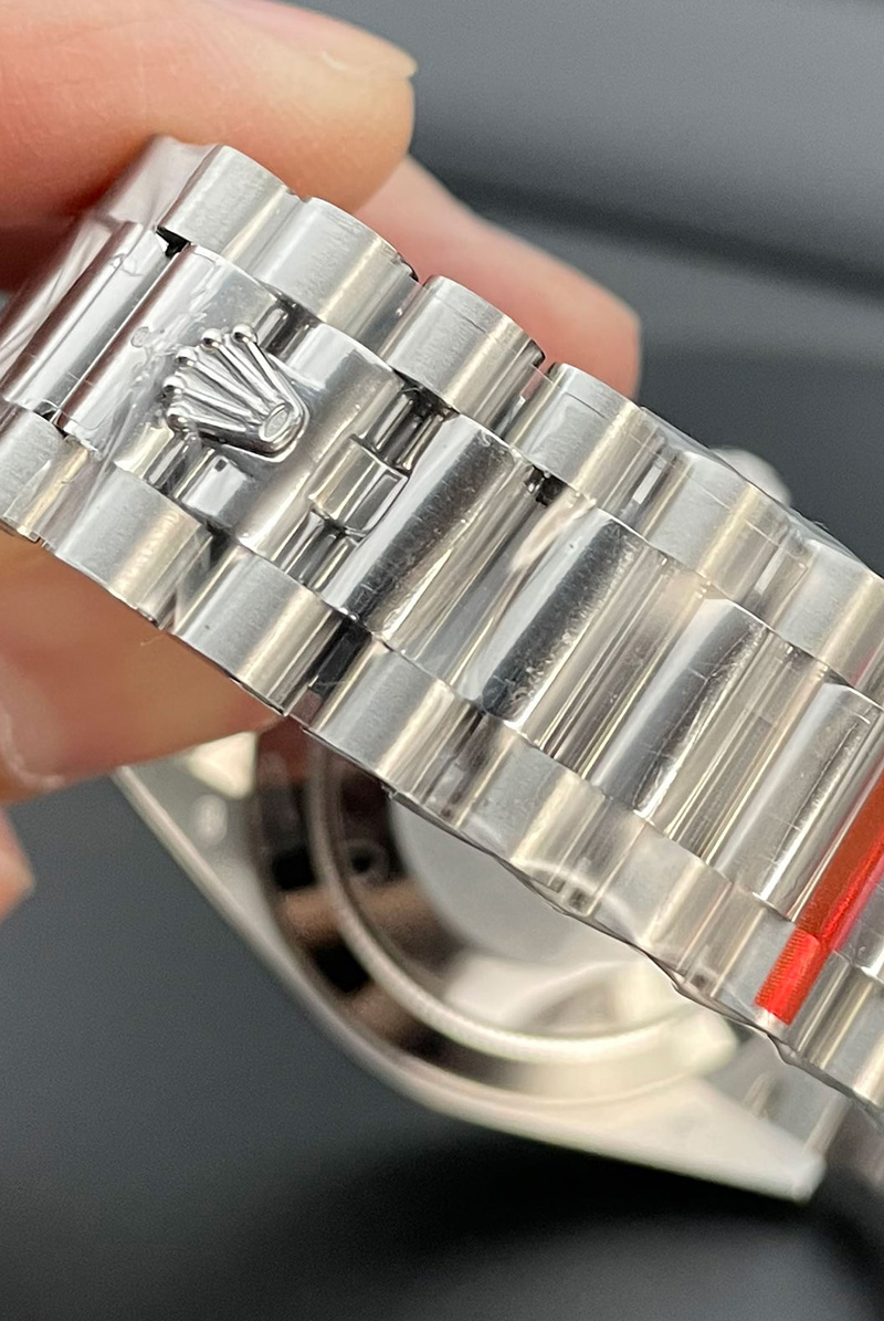 ROLEX Daydate Olive 40MM ( BP )