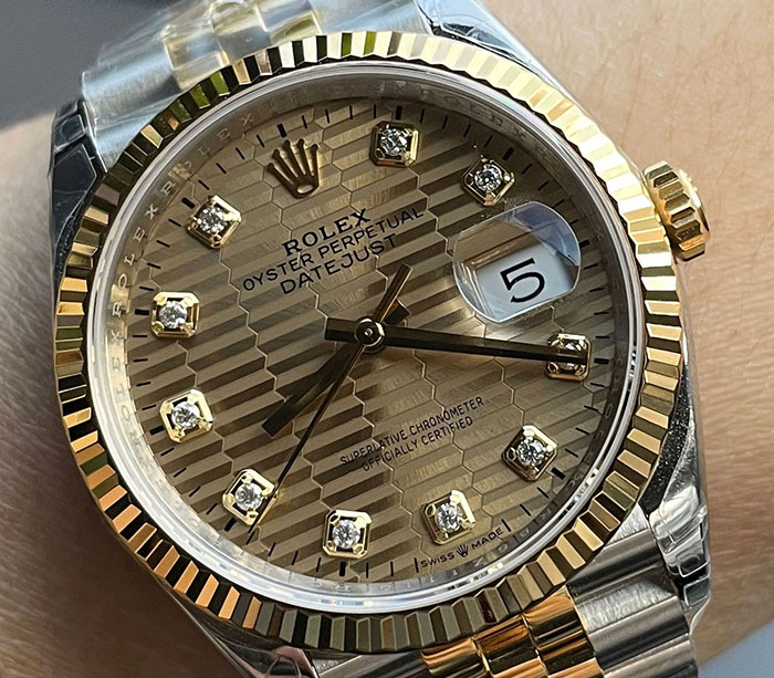 ROLEX DATEJUST 36 MM. YELLOWGOLD VSF