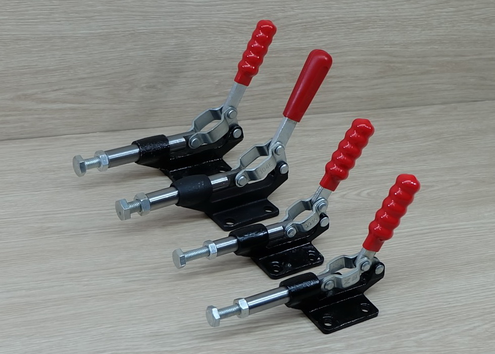 304C 32mm Plunger Stroke Push Pull Toggle Clamp 227kg Holding Capacity