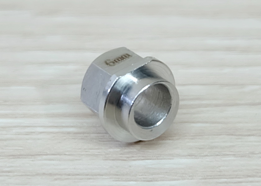 Eccentric column 6 mm step - bore 5mm (304 stainless steel)